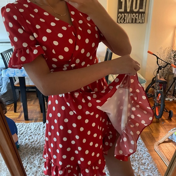 Dress like new. Worn once. Great condition. - Picture 3 of 4